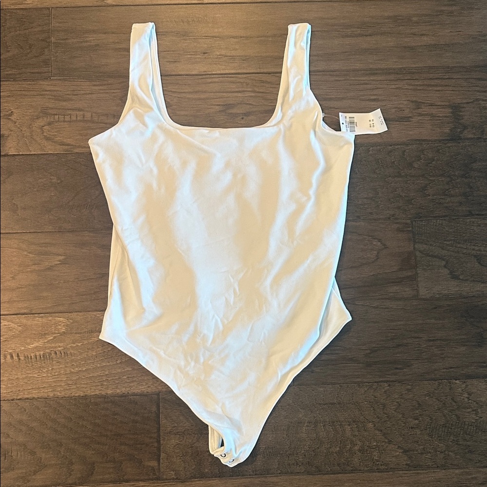 NWT Abercrombie & Fitch Soft Matte Square neck Bodysuit Sz L